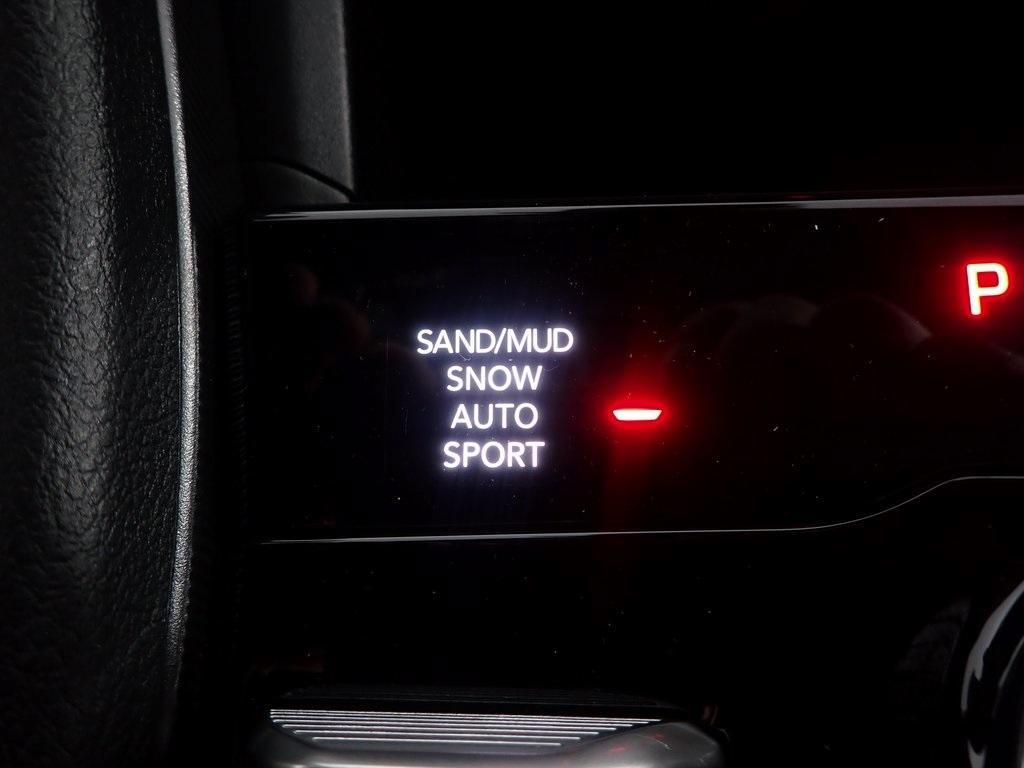 new 2025 Jeep Grand Cherokee car, priced at $46,208