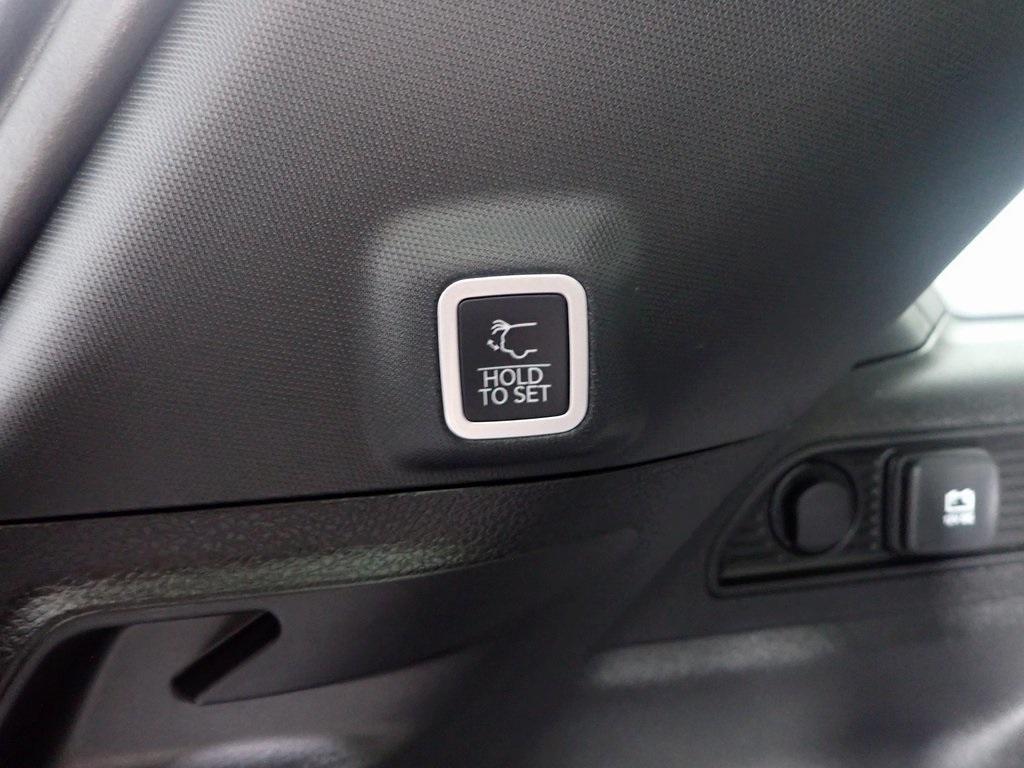 new 2025 Jeep Grand Cherokee car, priced at $46,208