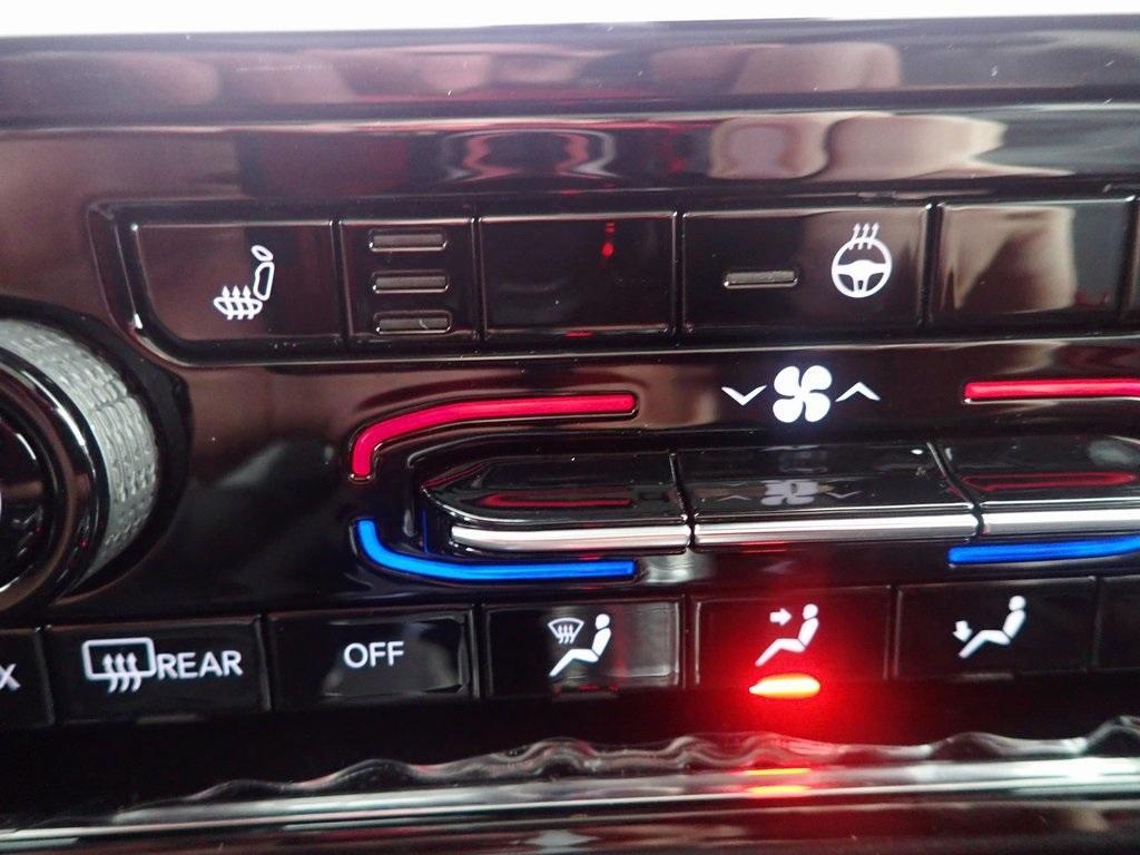 new 2025 Jeep Grand Cherokee car, priced at $46,208