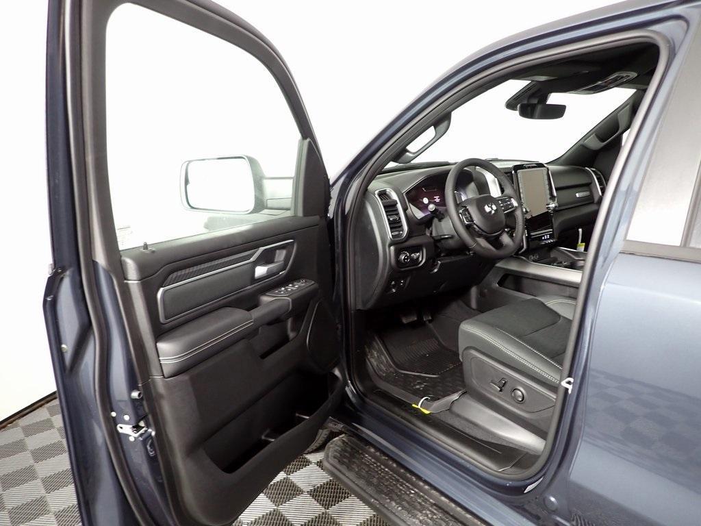 new 2025 Ram 1500 car, priced at $53,553