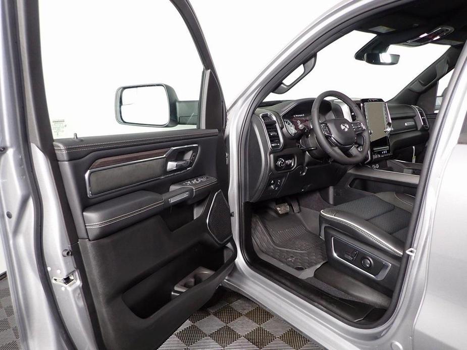 new 2025 Ram 1500 car, priced at $61,618