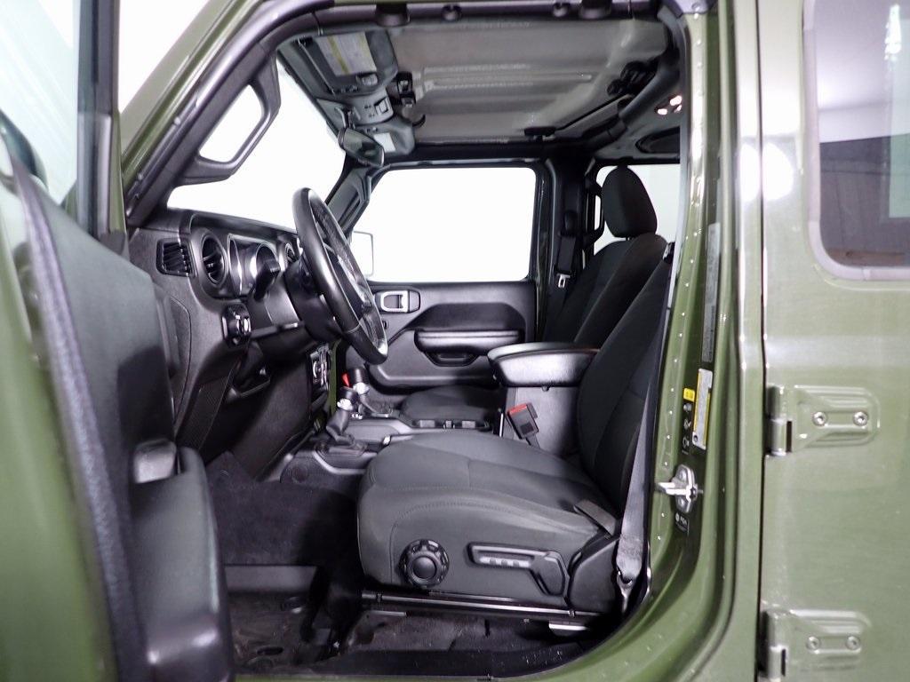 used 2021 Jeep Gladiator car, priced at $28,000