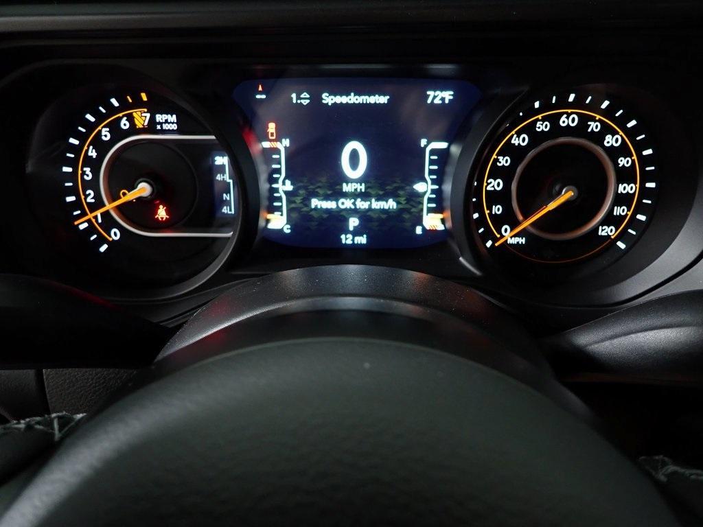 new 2025 Jeep Gladiator car, priced at $44,631