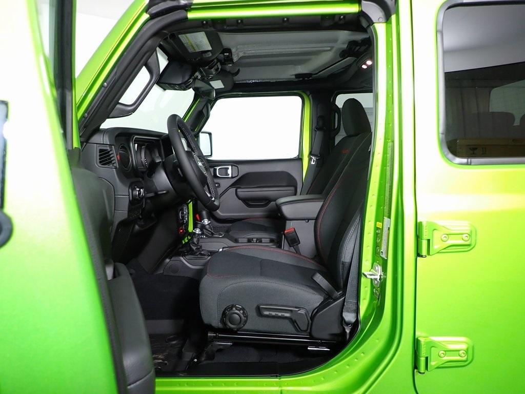 new 2025 Jeep Gladiator car, priced at $49,823