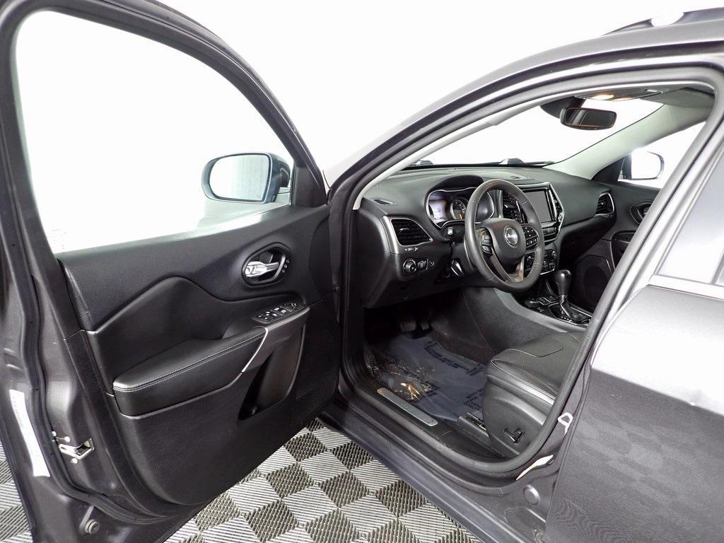 used 2021 Jeep Cherokee car, priced at $24,900