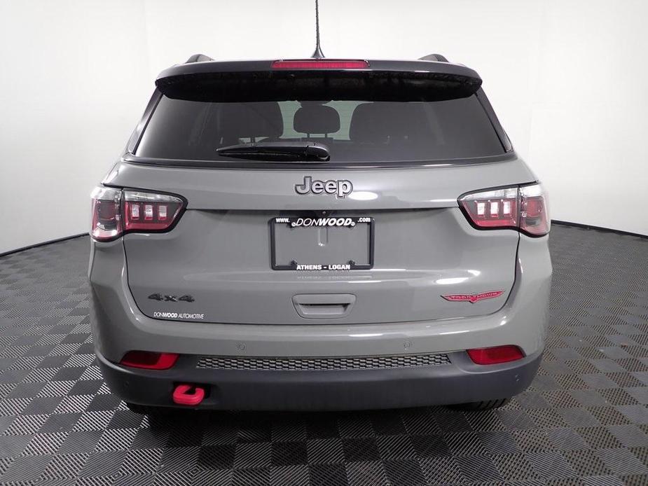 new 2024 Jeep Compass car, priced at $29,250