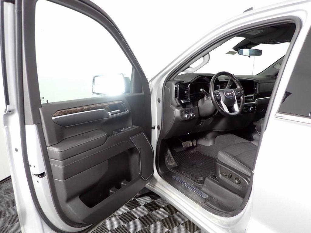 used 2022 GMC Sierra 1500 car, priced at $35,000