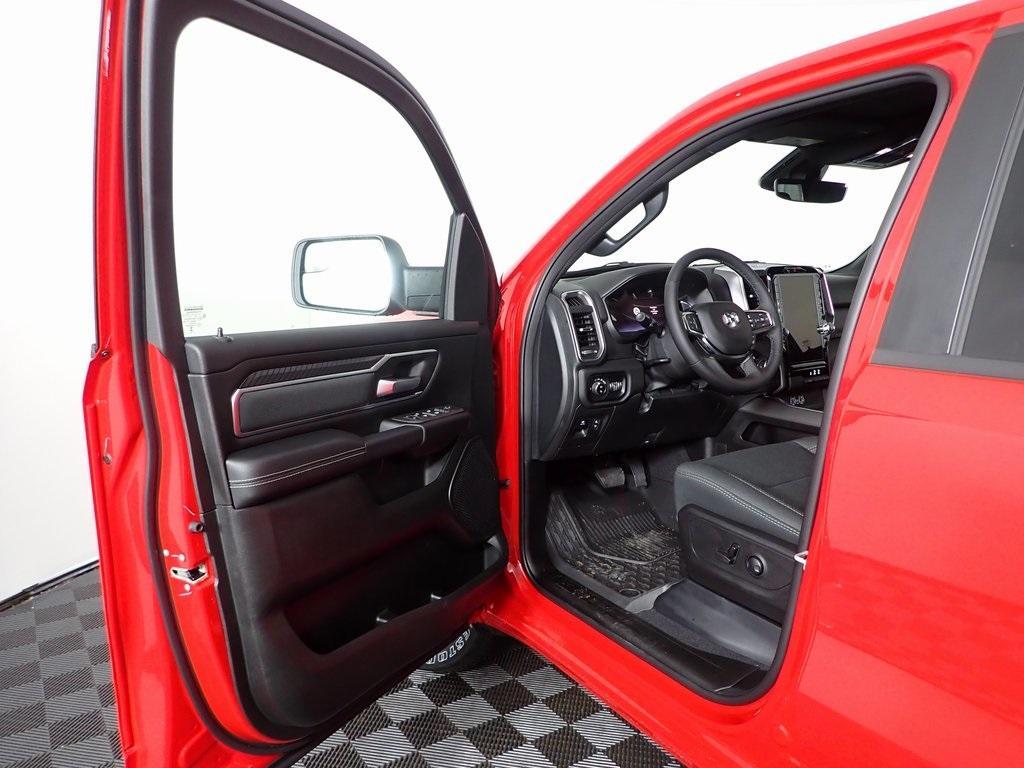 new 2025 Ram 1500 car, priced at $52,335