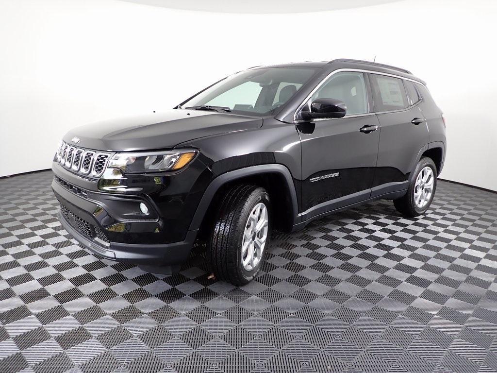 new 2025 Jeep Compass car, priced at $30,000