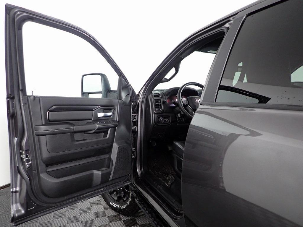 new 2025 Ram 2500 car, priced at $71,071