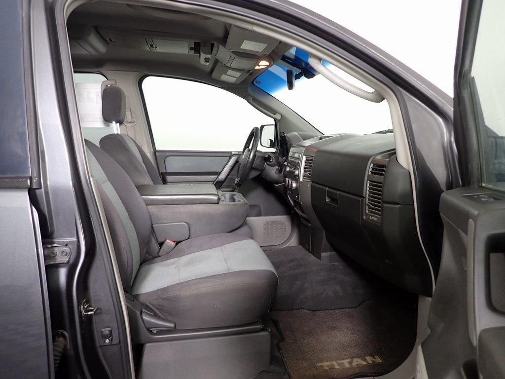 used 2004 Nissan Titan car, priced at $7,500