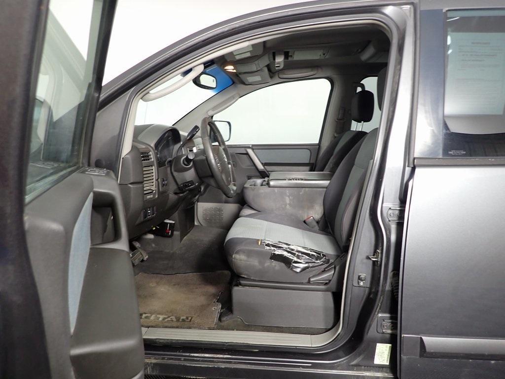 used 2004 Nissan Titan car, priced at $7,500