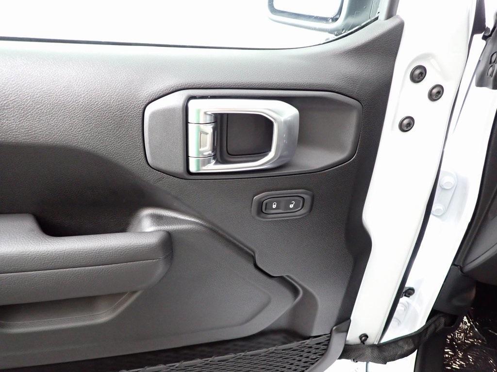 new 2025 Jeep Wrangler car, priced at $34,894
