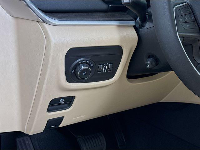 new 2025 Jeep Grand Cherokee L car, priced at $46,450