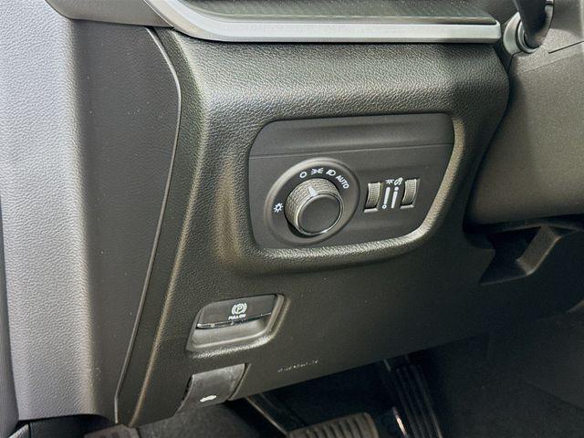 new 2025 Jeep Grand Cherokee L car, priced at $41,730