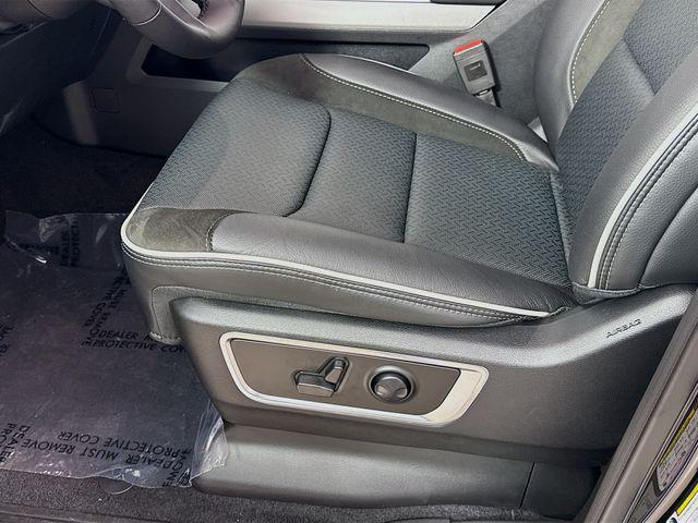 new 2025 Ram 1500 car, priced at $61,847