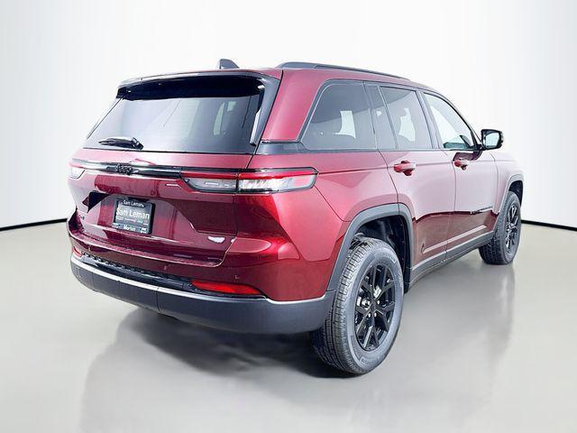 new 2025 Jeep Grand Cherokee car, priced at $39,710
