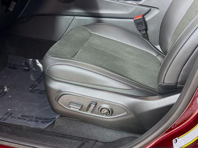 new 2025 Jeep Grand Cherokee car, priced at $39,710