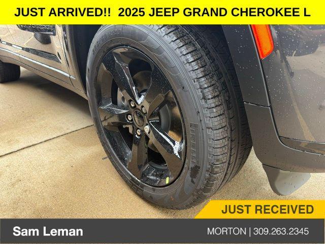 new 2025 Jeep Grand Cherokee L car, priced at $47,335