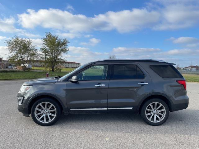 used 2017 Ford Explorer car