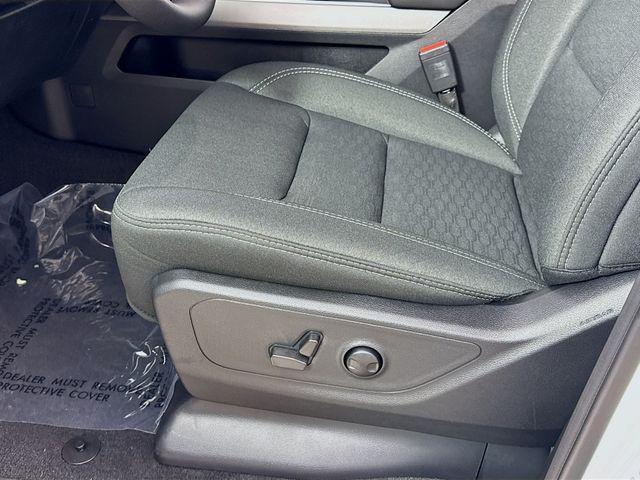 new 2025 Ram 1500 car, priced at $47,293