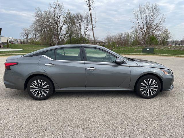 used 2023 Nissan Altima car, priced at $19,934