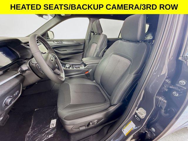 new 2025 Jeep Grand Cherokee L car, priced at $39,282