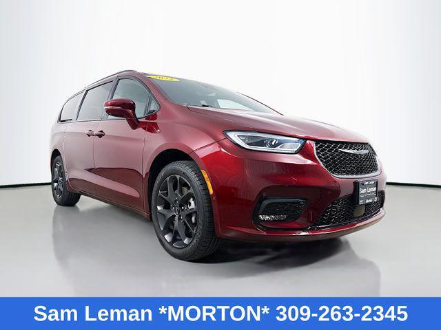 used 2022 Chrysler Pacifica car, priced at $29,180