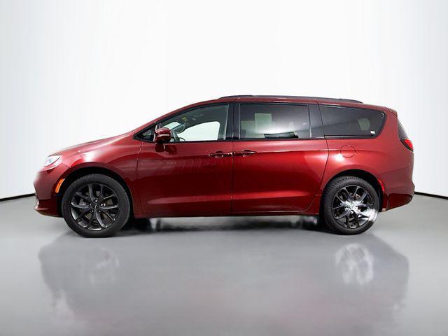 used 2022 Chrysler Pacifica car, priced at $29,180