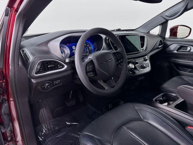 used 2022 Chrysler Pacifica car, priced at $29,180
