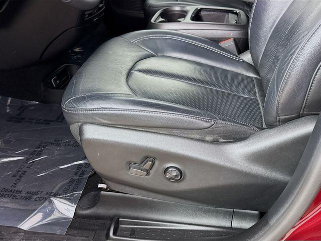 used 2022 Chrysler Pacifica car, priced at $29,180