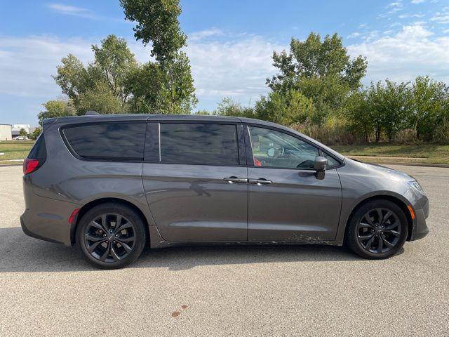 used 2020 Chrysler Pacifica car, priced at $15,000