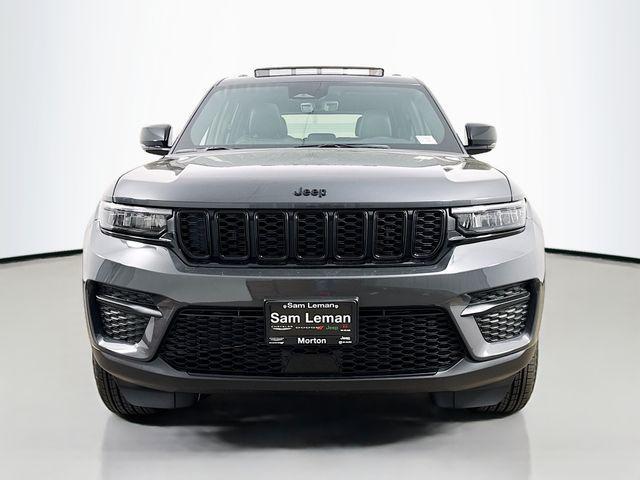 new 2025 Jeep Grand Cherokee car, priced at $40,705
