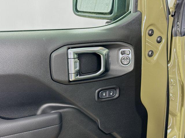 new 2025 Jeep Wrangler car, priced at $43,268