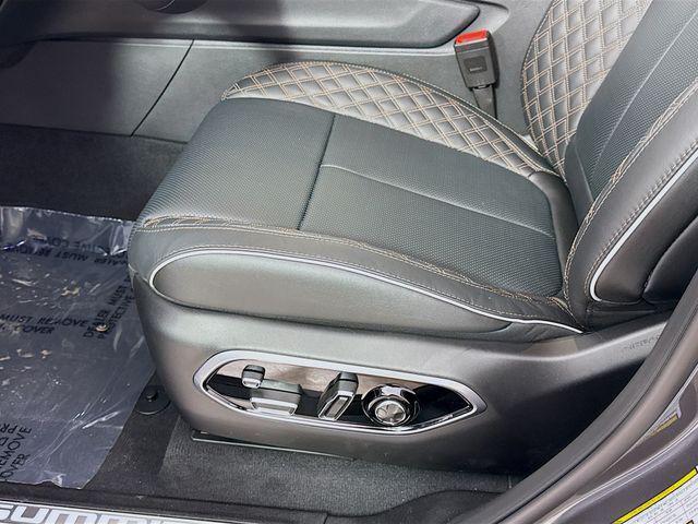 new 2025 Jeep Grand Cherokee car, priced at $55,572