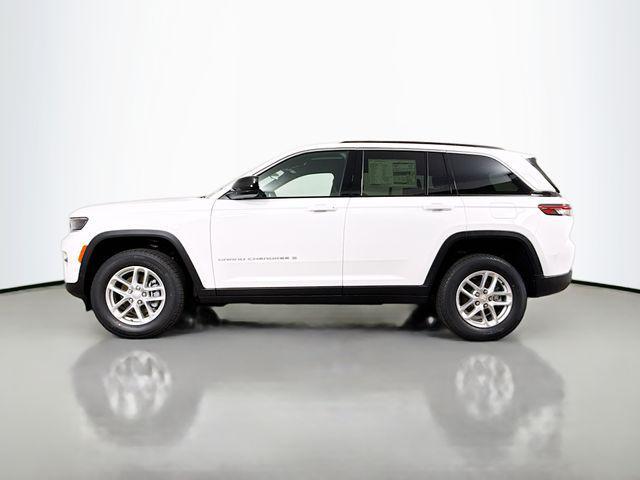 new 2025 Jeep Grand Cherokee car, priced at $38,375