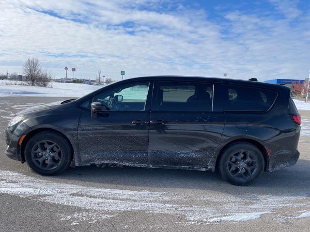 used 2020 Chrysler Pacifica car, priced at $17,746