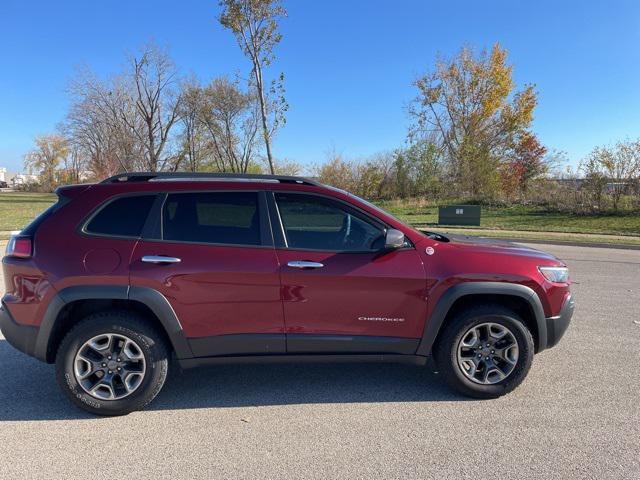 used 2019 Jeep Cherokee car, priced at $22,237