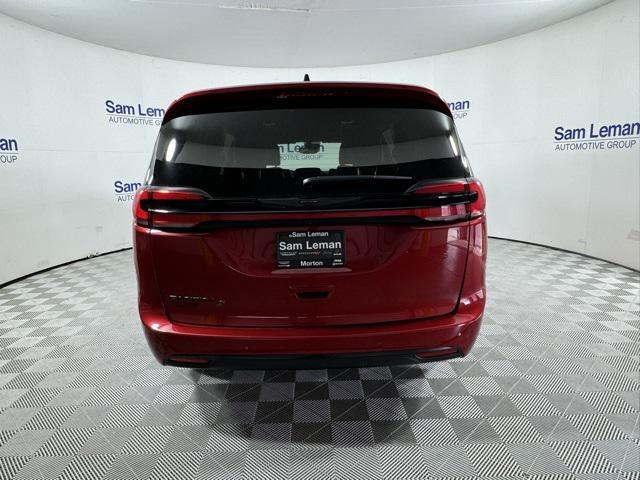 new 2024 Chrysler Pacifica car, priced at $38,435