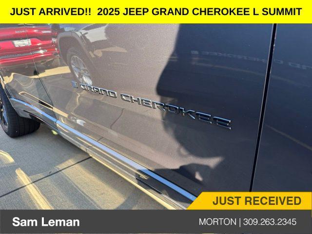new 2025 Jeep Grand Cherokee L car, priced at $58,080