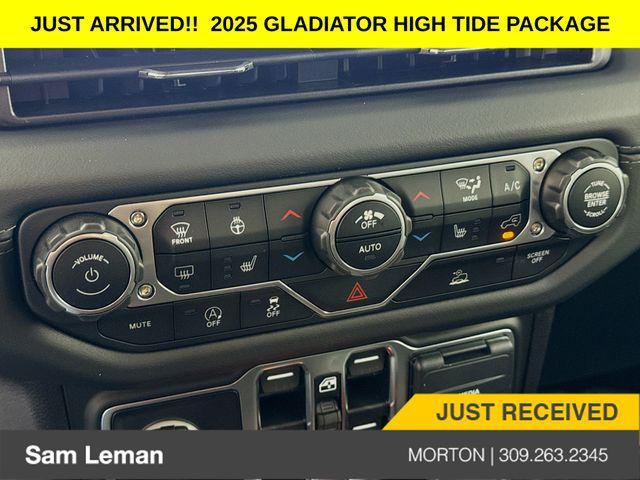new 2025 Jeep Gladiator car, priced at $40,732