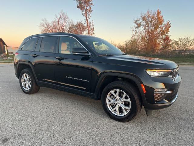 used 2024 Jeep Grand Cherokee car, priced at $40,298