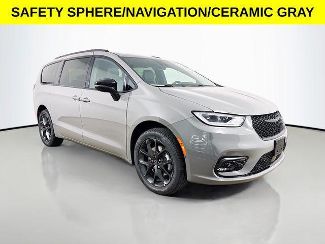 new 2025 Chrysler Pacifica car, priced at $50,144