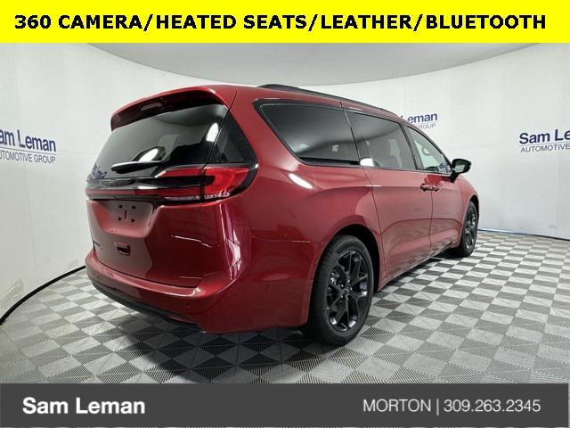 new 2024 Chrysler Pacifica car, priced at $38,435