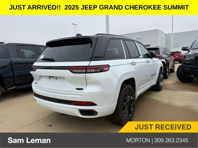 new 2025 Jeep Grand Cherokee car, priced at $59,235
