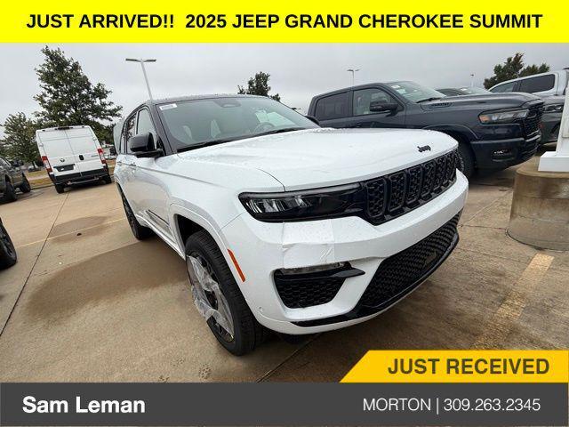 new 2025 Jeep Grand Cherokee car, priced at $59,235