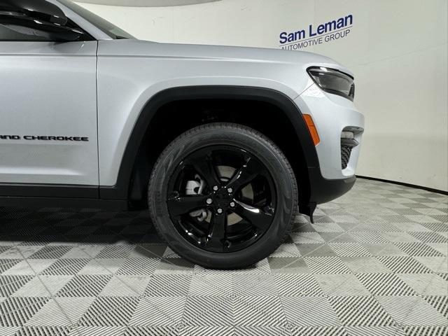 new 2024 Jeep Grand Cherokee car, priced at $43,035