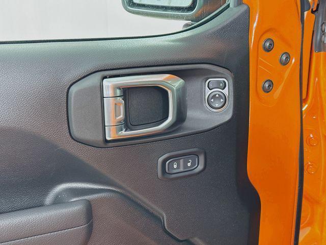 new 2025 Jeep Wrangler car, priced at $43,240