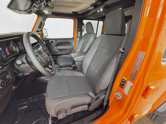 new 2025 Jeep Wrangler car, priced at $43,240
