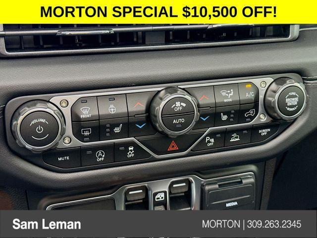 new 2025 Jeep Wrangler car, priced at $50,920